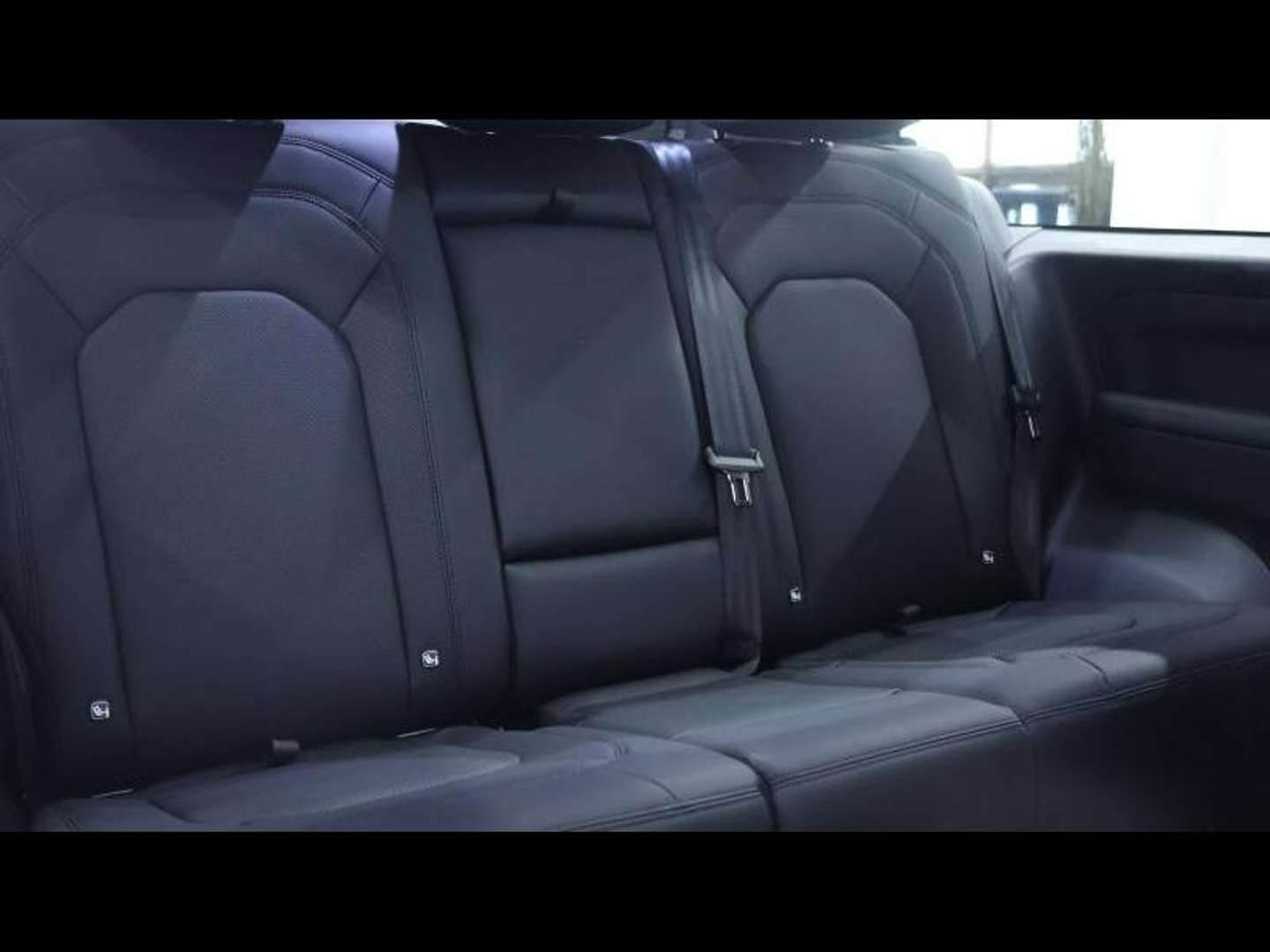 Land Rover Defender 90 D200 X-Dynamic SE AWD Auto - 2026 - Joinsteer - #12