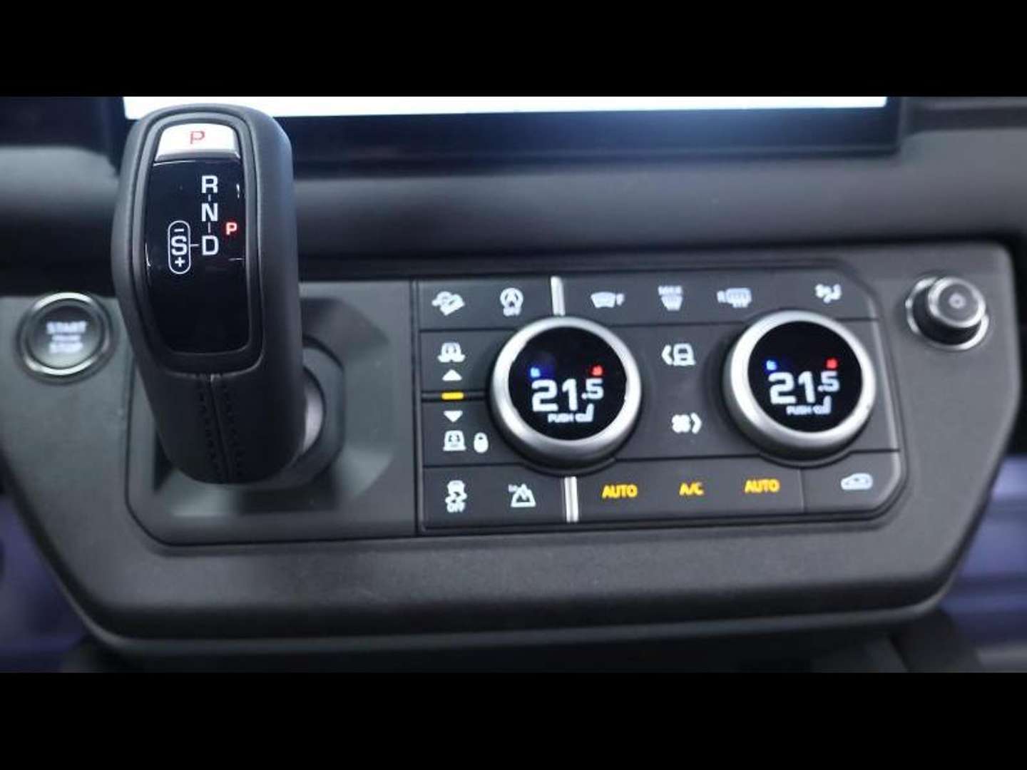 Land Rover Defender 90 D200 X-Dynamic SE AWD Auto - 2026 - Joinsteer - #17