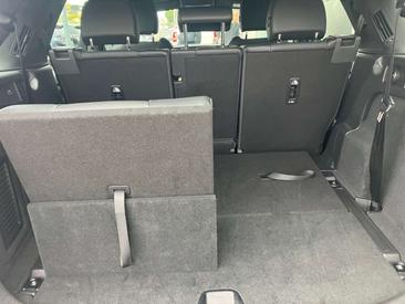 Land Rover Discovery Sport Dynamic SE AWD Auto 2.0D TD4 MHEV — photo 13