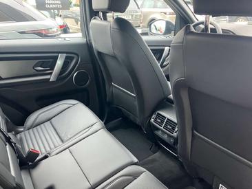 Land Rover Discovery Sport Dynamic SE AWD Auto 2.0D TD4 MHEV — photo 14