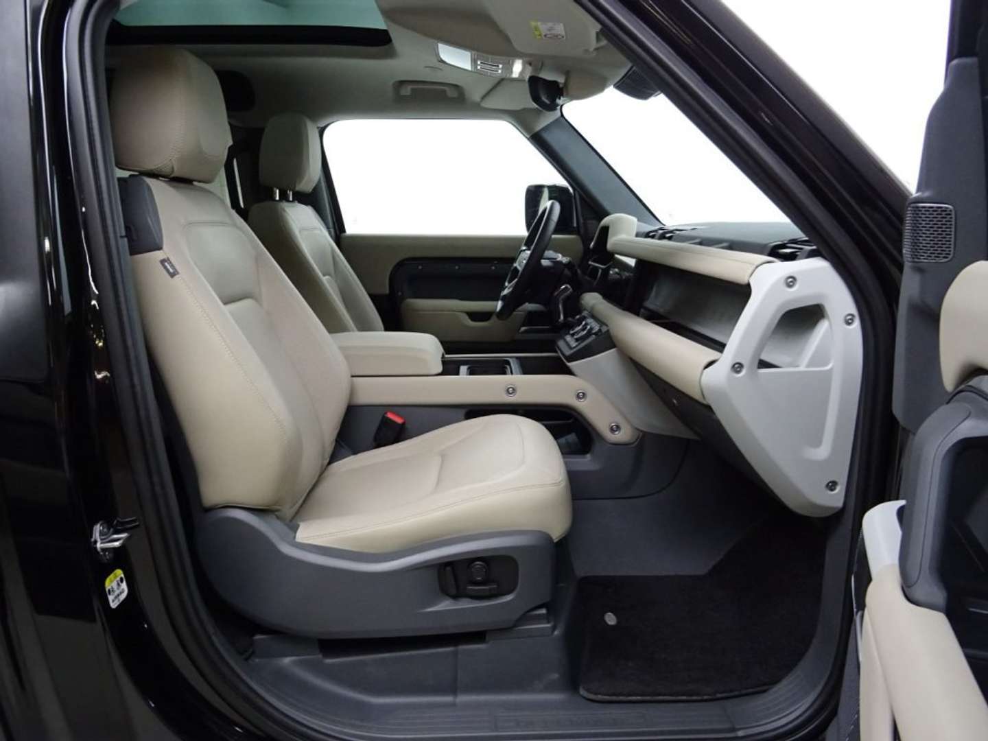 Land Rover Defender 90 SE 3.0D I6 250 CV AWD Auto - 2023 - Joinsteer - #3