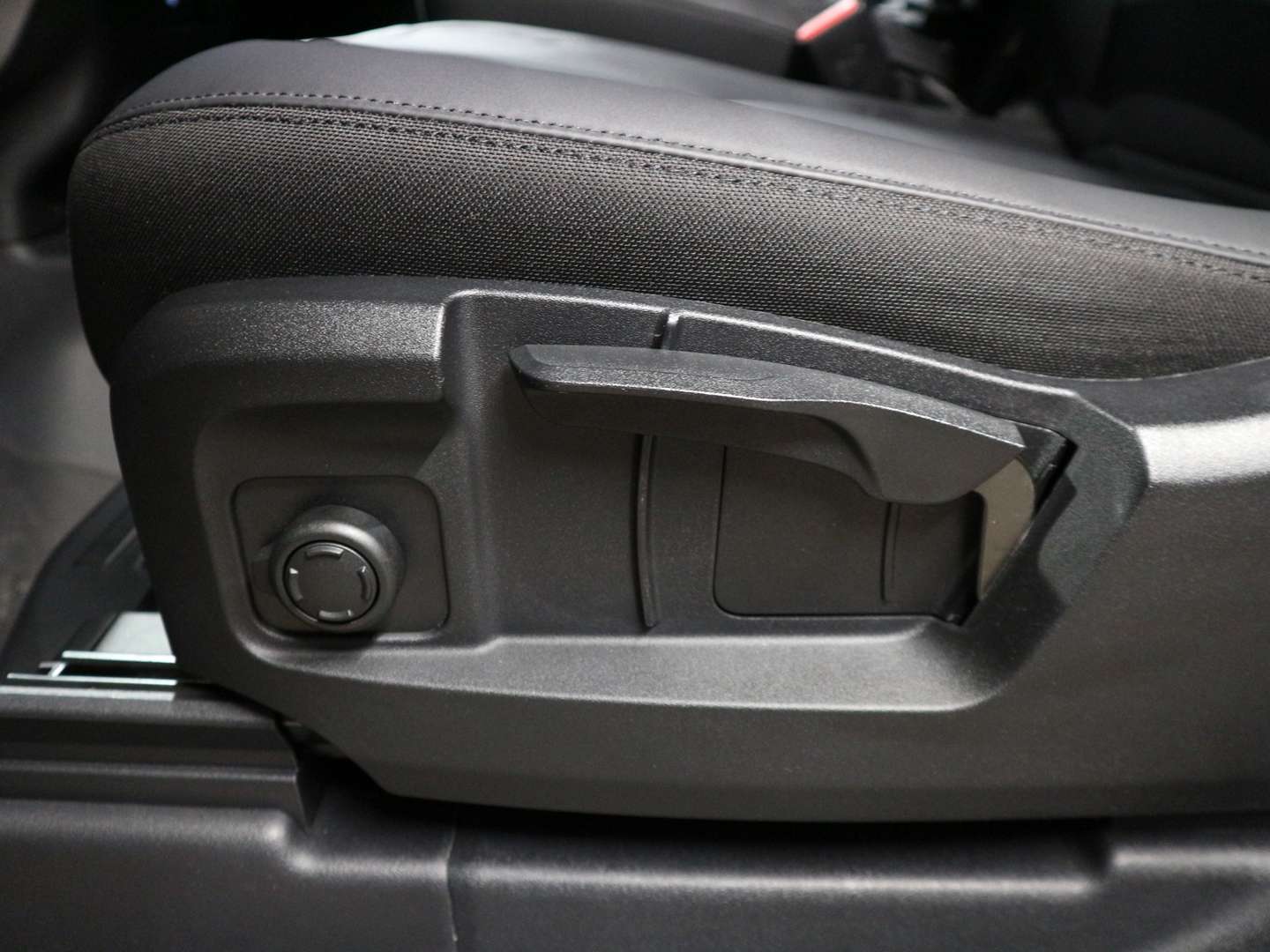 Land Rover Defender 90 HARD TOP S 3 PLACES 3.0 D200 - 2025 - Joinsteer - #10