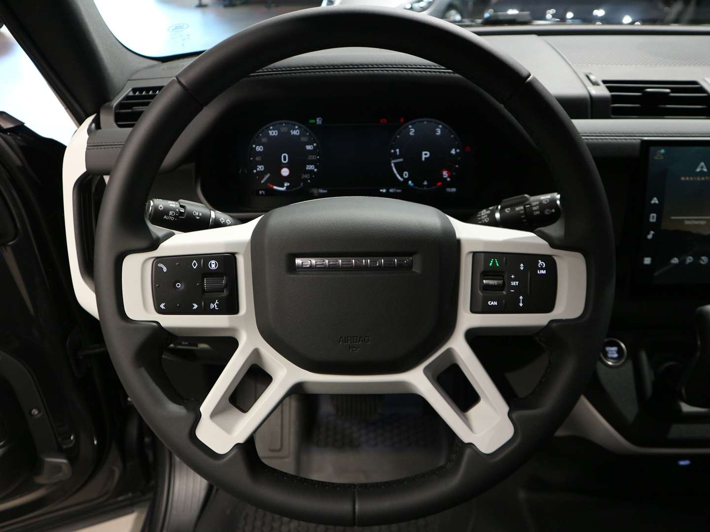 Land Rover Defender 90 HARD TOP S 3 PLACES 3.0 D200 - 2025 - Joinsteer - #11