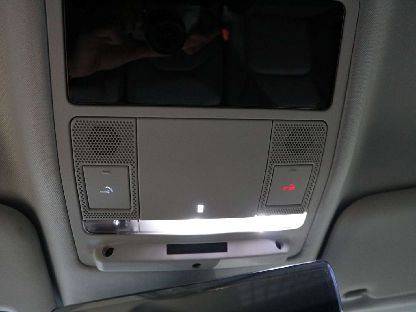 Land Rover Defender 90 HARD TOP S 3 PLACES 3.0 D200 - 2025 - Joinsteer - #19