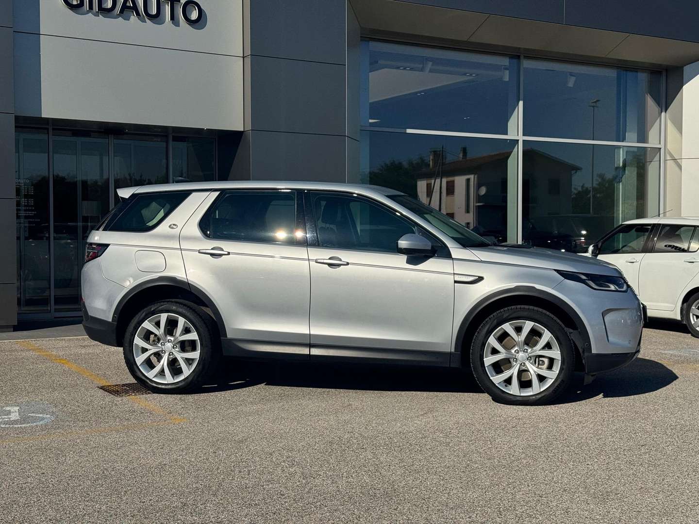 Land Rover Discovery Sport SE 2.0 TD4 163 CV AWD Auto - 2021 - Joinsteer - #4