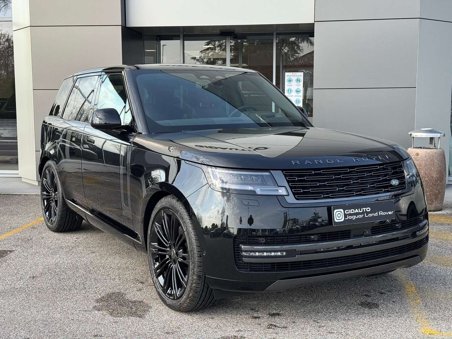 Land Rover Range Rover BLACK DESIGN 3.0 D250 - 2025 - Joinsteer - #1