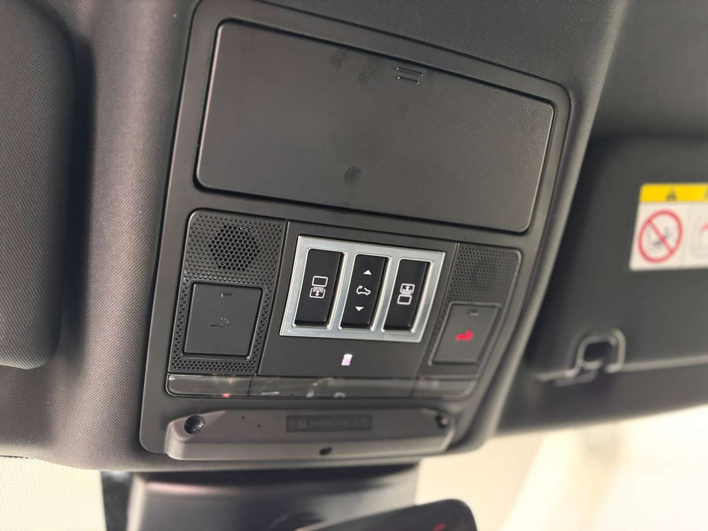 Land Rover Discovery 7PLACES NAVI*CLIM*MERIDIAN SOUND* 2.0 SD4 SE 240CV - 2020 - Joinsteer - #26