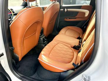 Mini Countryman COOPER SE — photo 8