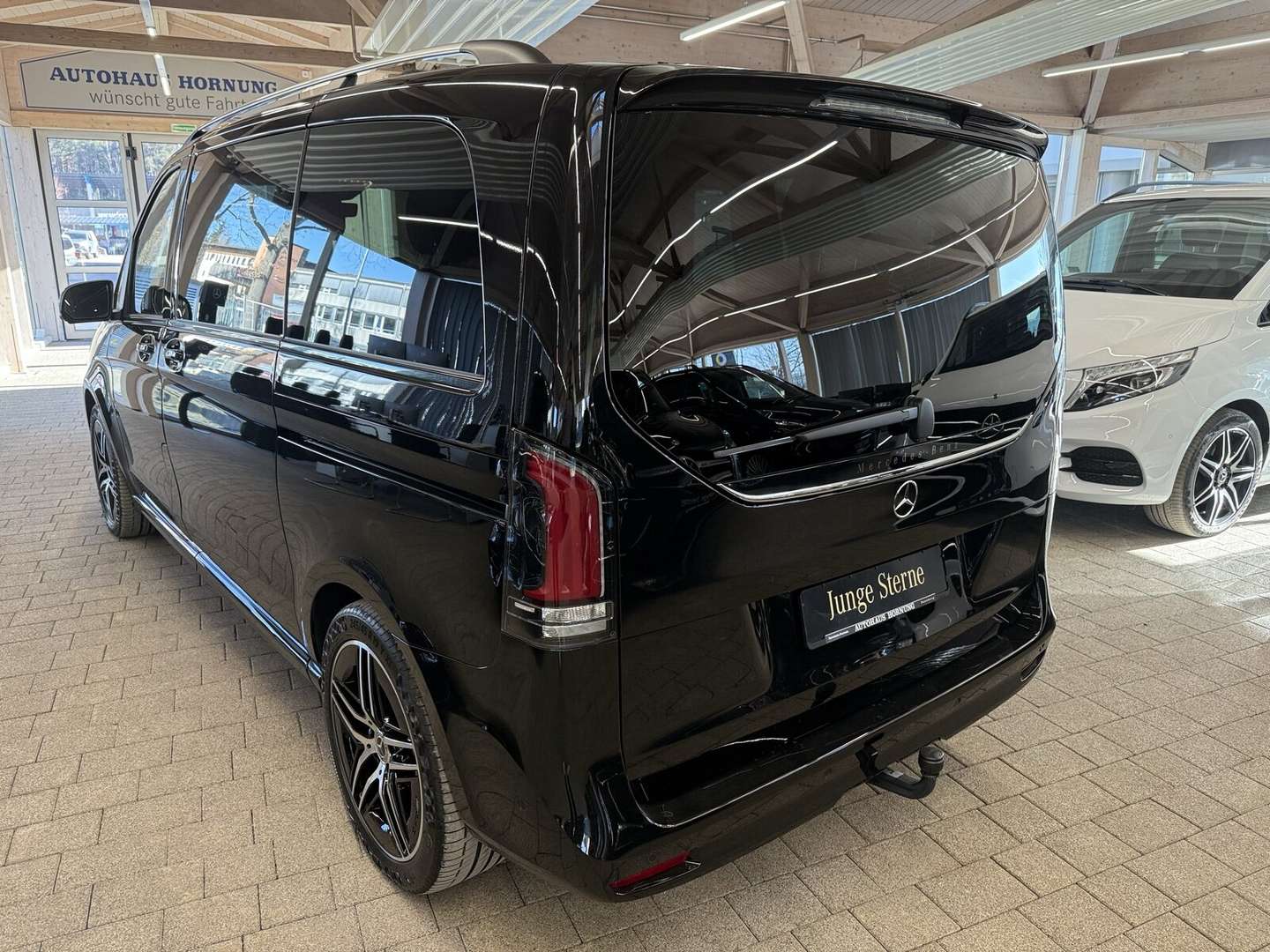 Mercedes V-Class 300 D 4MATIC - 2024 - Joinsteer - #2