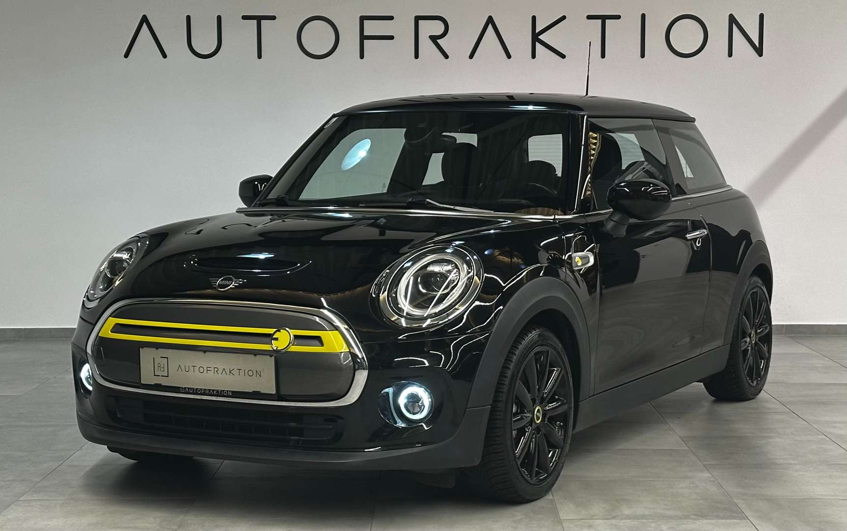 Mini Electric Cooper SE Trim - 2020 - Joinsteer - #1