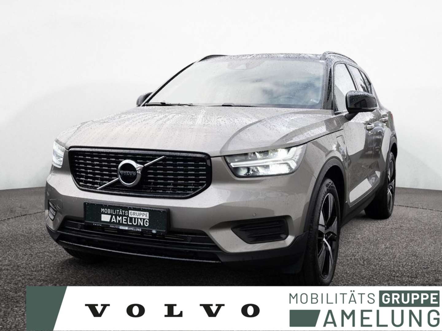 Volvo XC40 Plus T2 - 2021 - Joinsteer