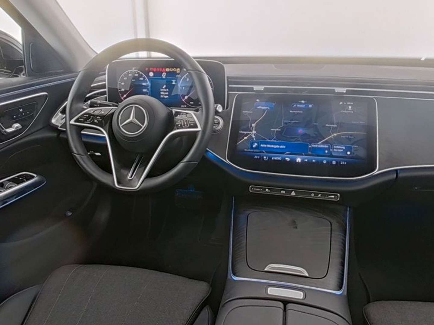 Mercedes Classe E 220 Avantgarde - 2024 - Joinsteer - #2