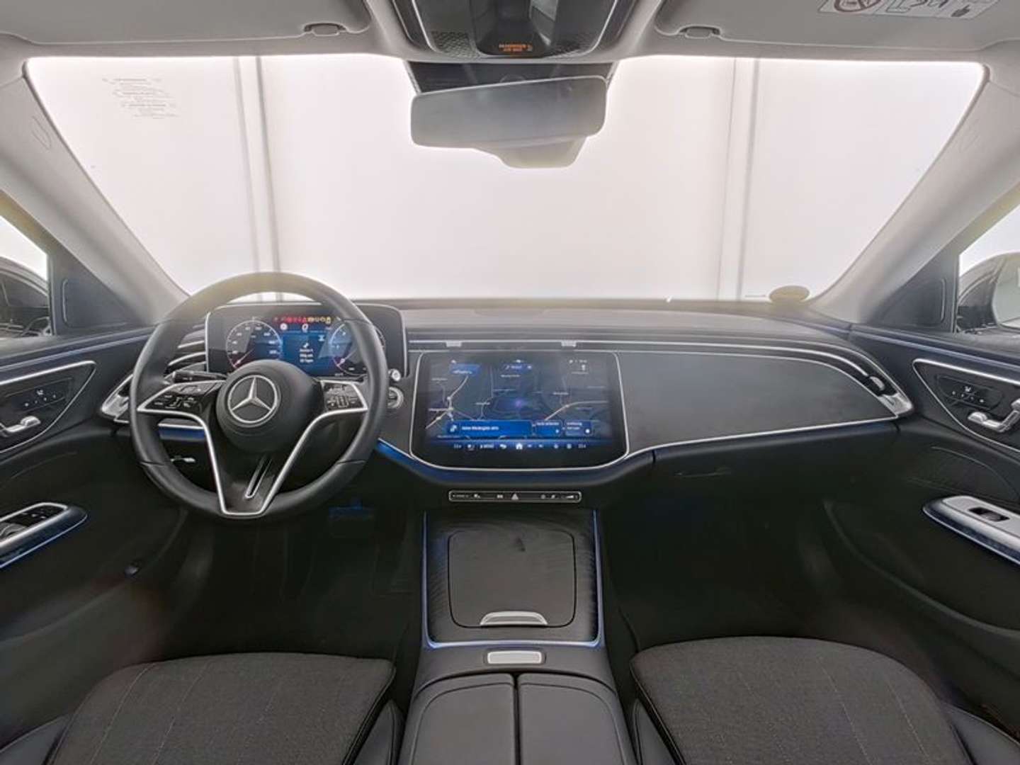 Mercedes Classe E 220 Avantgarde - 2024 - Joinsteer - #3