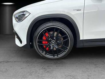 Mercedes GLA 45 AMG 45 — photo 14
