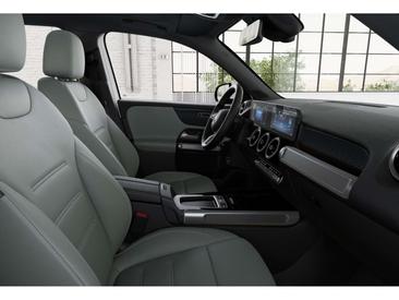 Mercedes GLB 220 Premium — photo 7