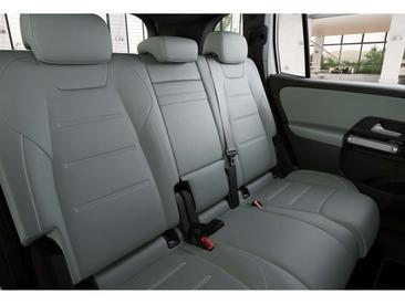 Mercedes GLB 220 Premium — photo 9