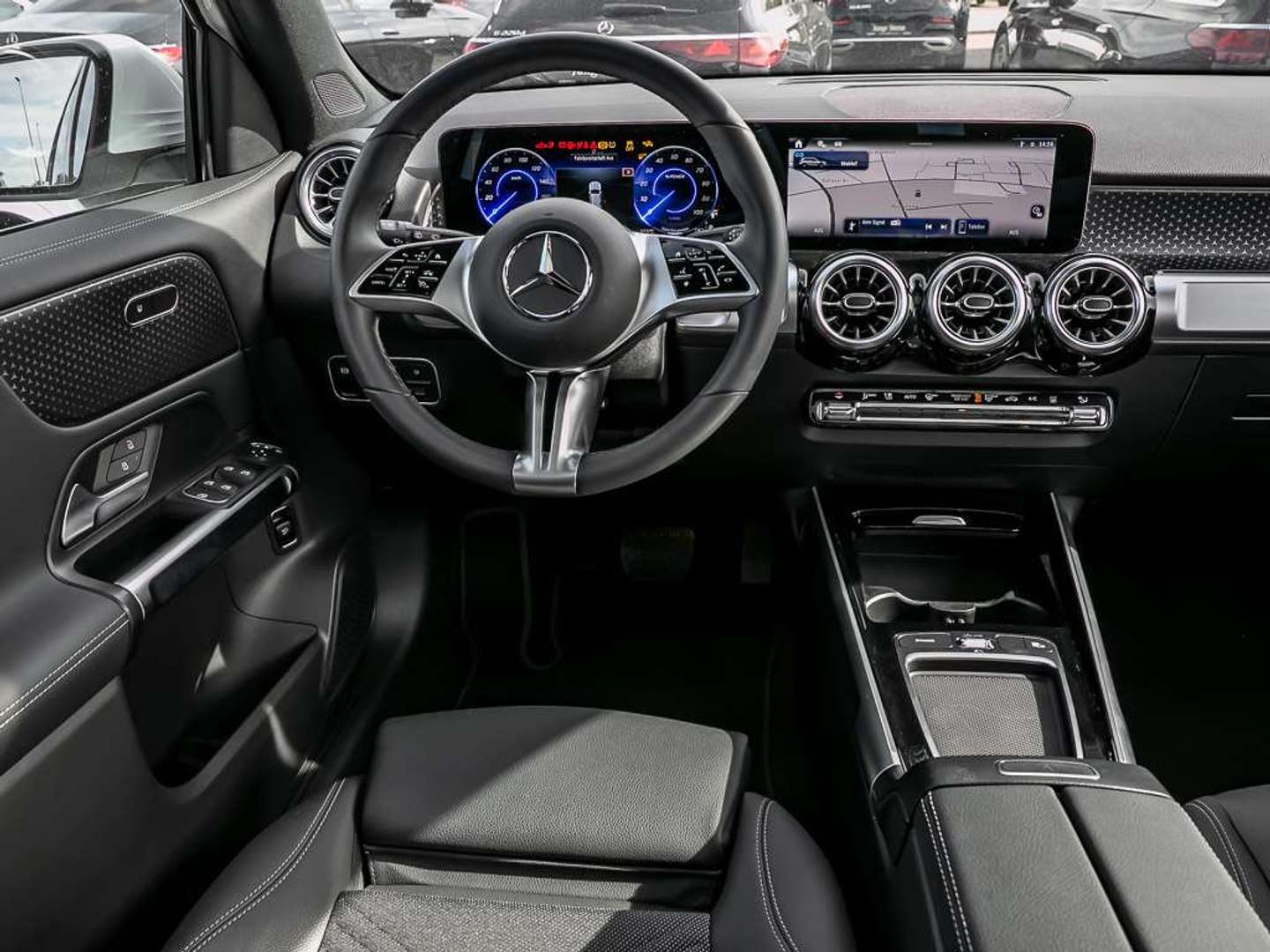 Mercedes EQB 300 Advanced - 2024 - Joinsteer - #3