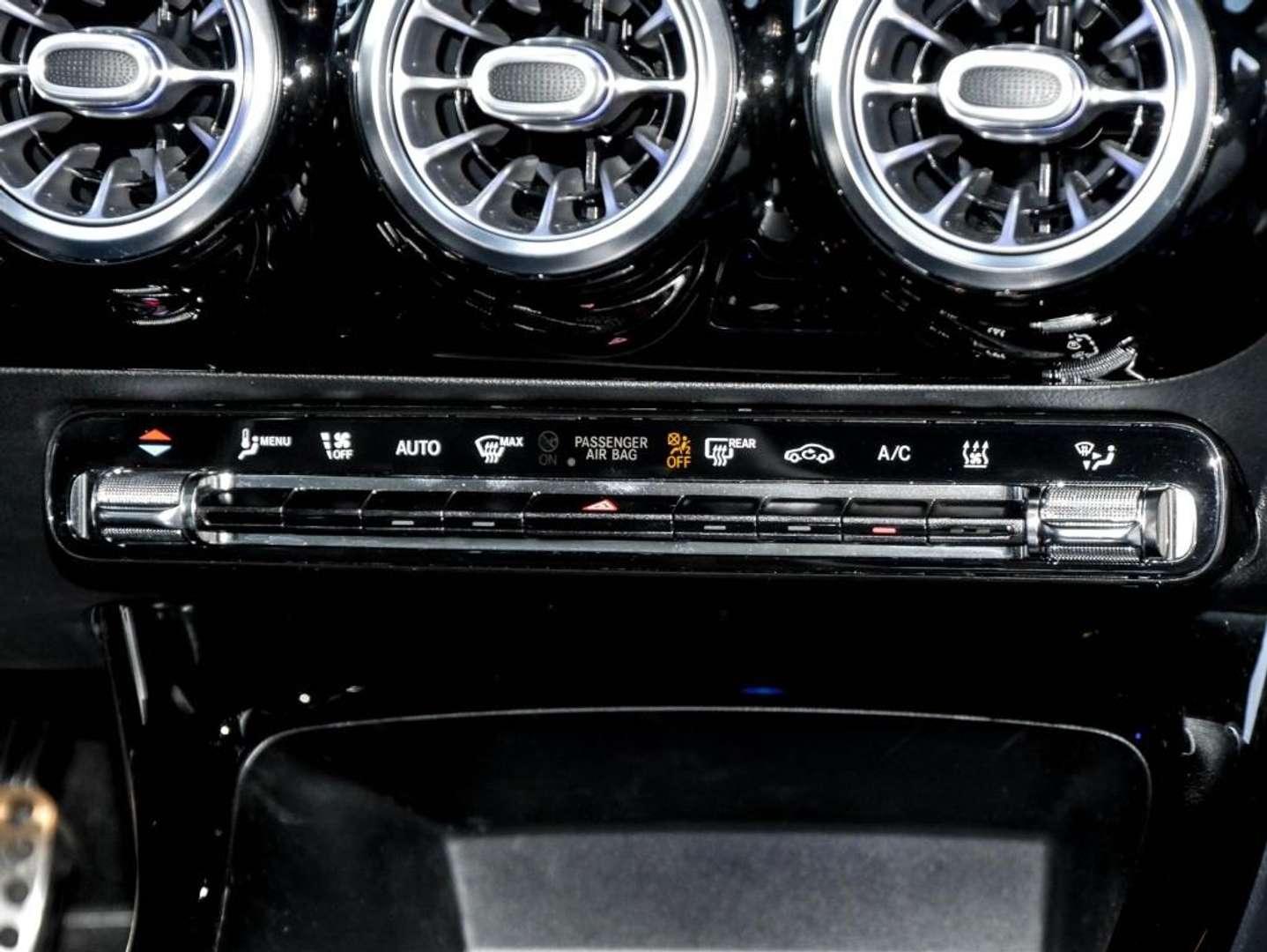 Mercedes CLA 250 E Coupé 250 AMG Line - 2021 - Joinsteer - #12