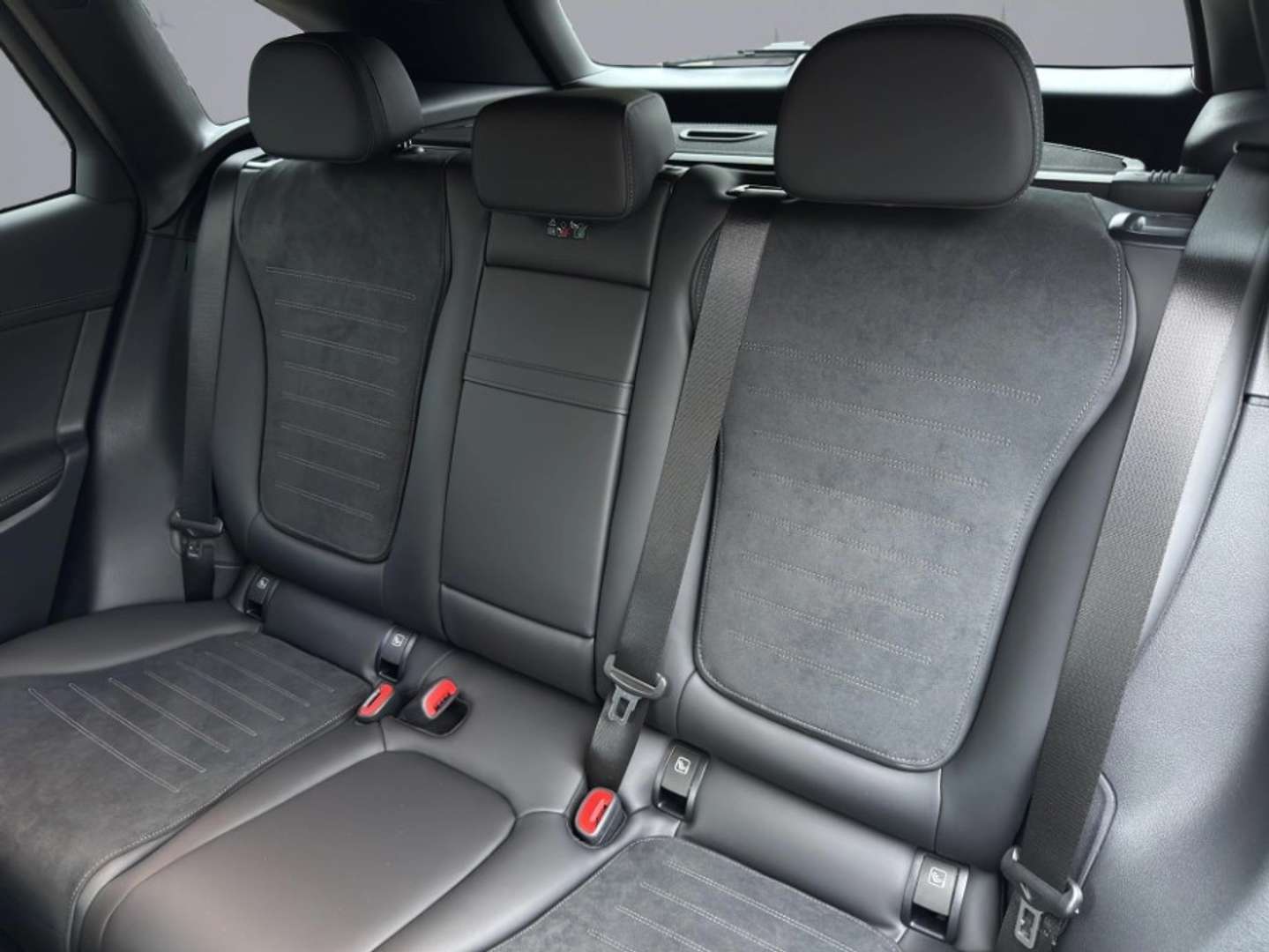 Mercedes GLC 220 AMG Line - 2024 - Joinsteer - #9