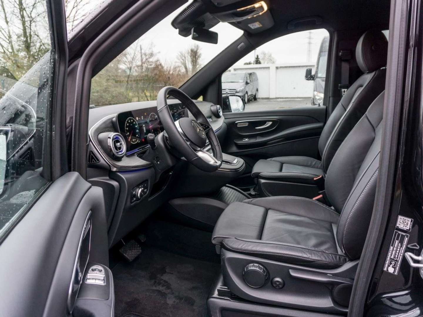 Mercedes Classe V 300d Avantgarde - 2024 - Joinsteer - #4