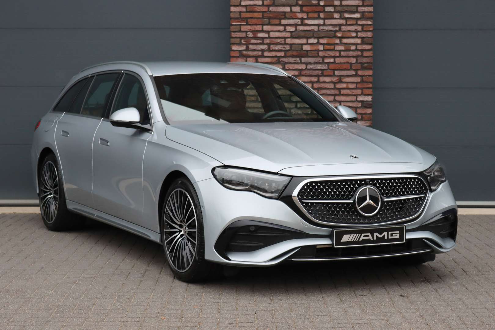 Mercedes Classe E Break 300 AMG Line Premium - 2023 - Joinsteer - #2