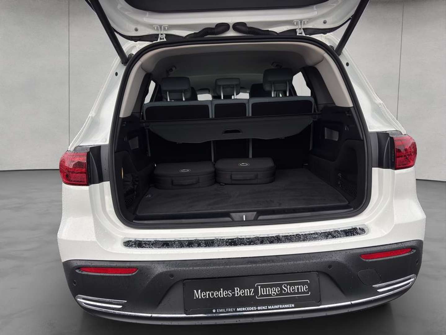 Mercedes EQB 300 - 2024 - Joinsteer - #4