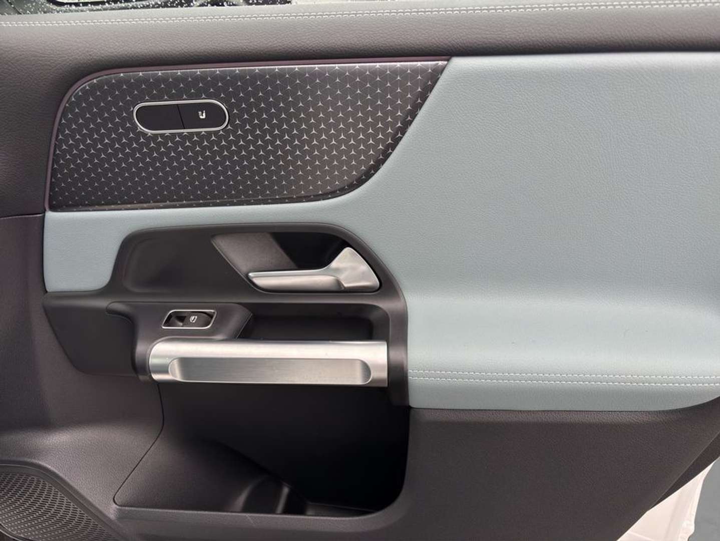 Mercedes EQB 300 - 2024 - Joinsteer - #19