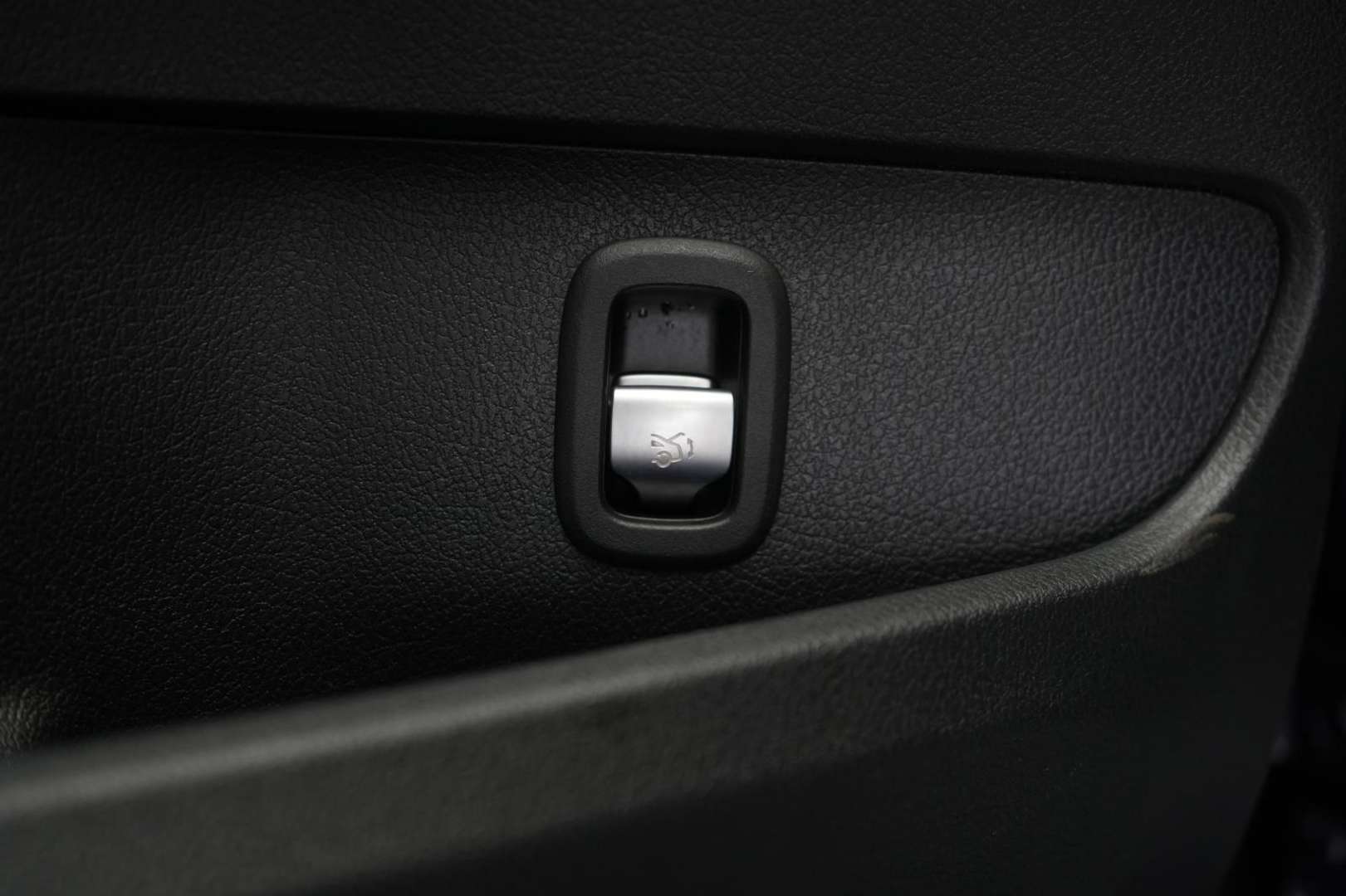 Mercedes Classe C 300 AMG Line - 2022 - Joinsteer - #26