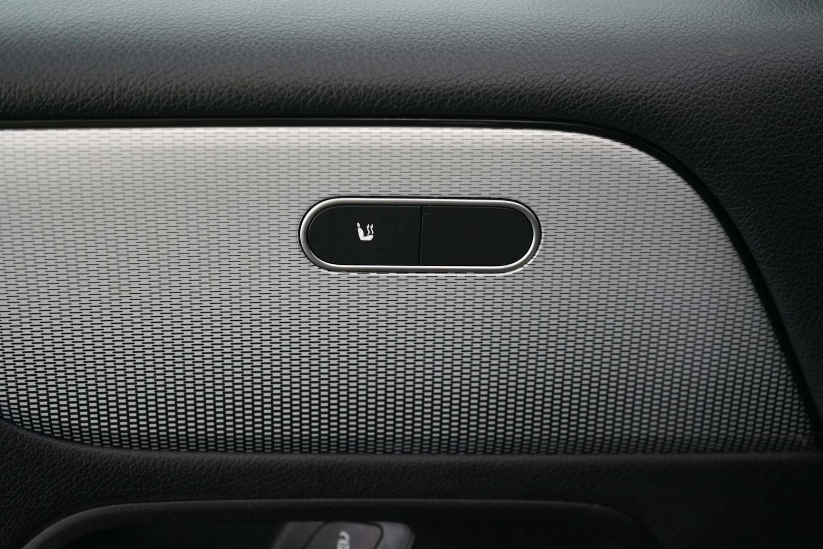 Mercedes GLB 180 Business - 2023 - Joinsteer - #22