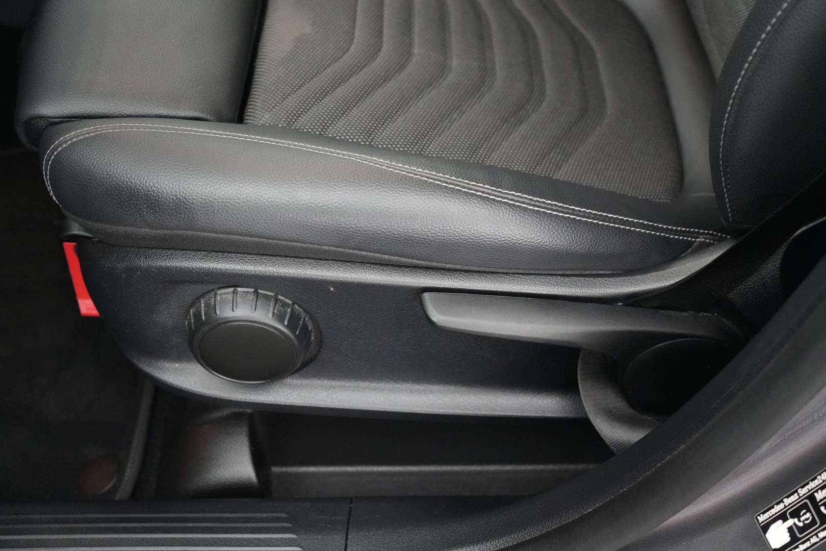 Mercedes GLB 180 Business - 2023 - Joinsteer - #23