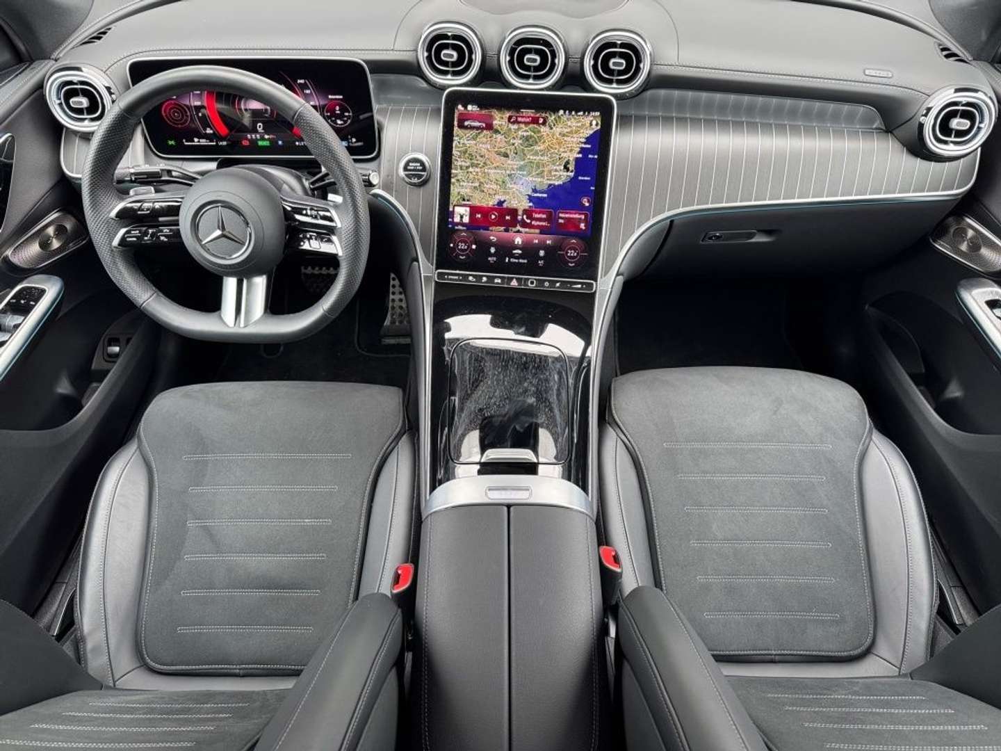 Mercedes GLC Coupé 300 AMG Line - 2025 - Joinsteer - #2