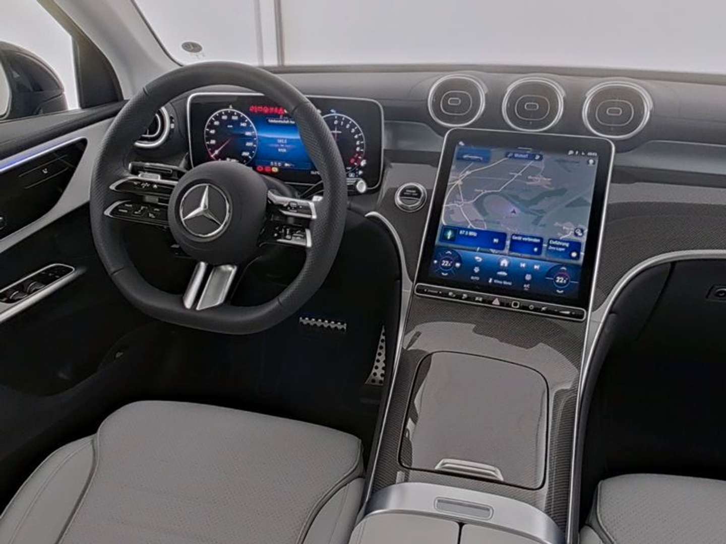 Mercedes GLC Coupé 300 Night Edition - 2025 - Joinsteer - #4