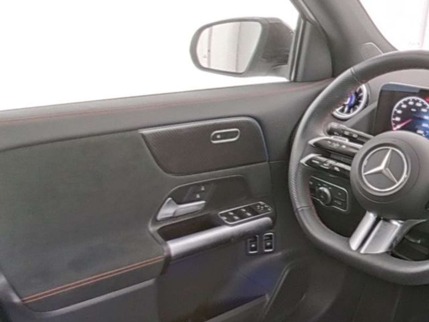 Mercedes GLA 250 E 250 AMG Line - 2025 - Joinsteer - #3