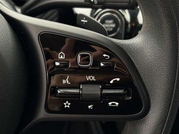 Mercedes CLA Shooting Break 180 — photo 17
