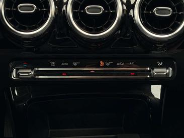 Mercedes CLA Shooting Break 180 — photo 21