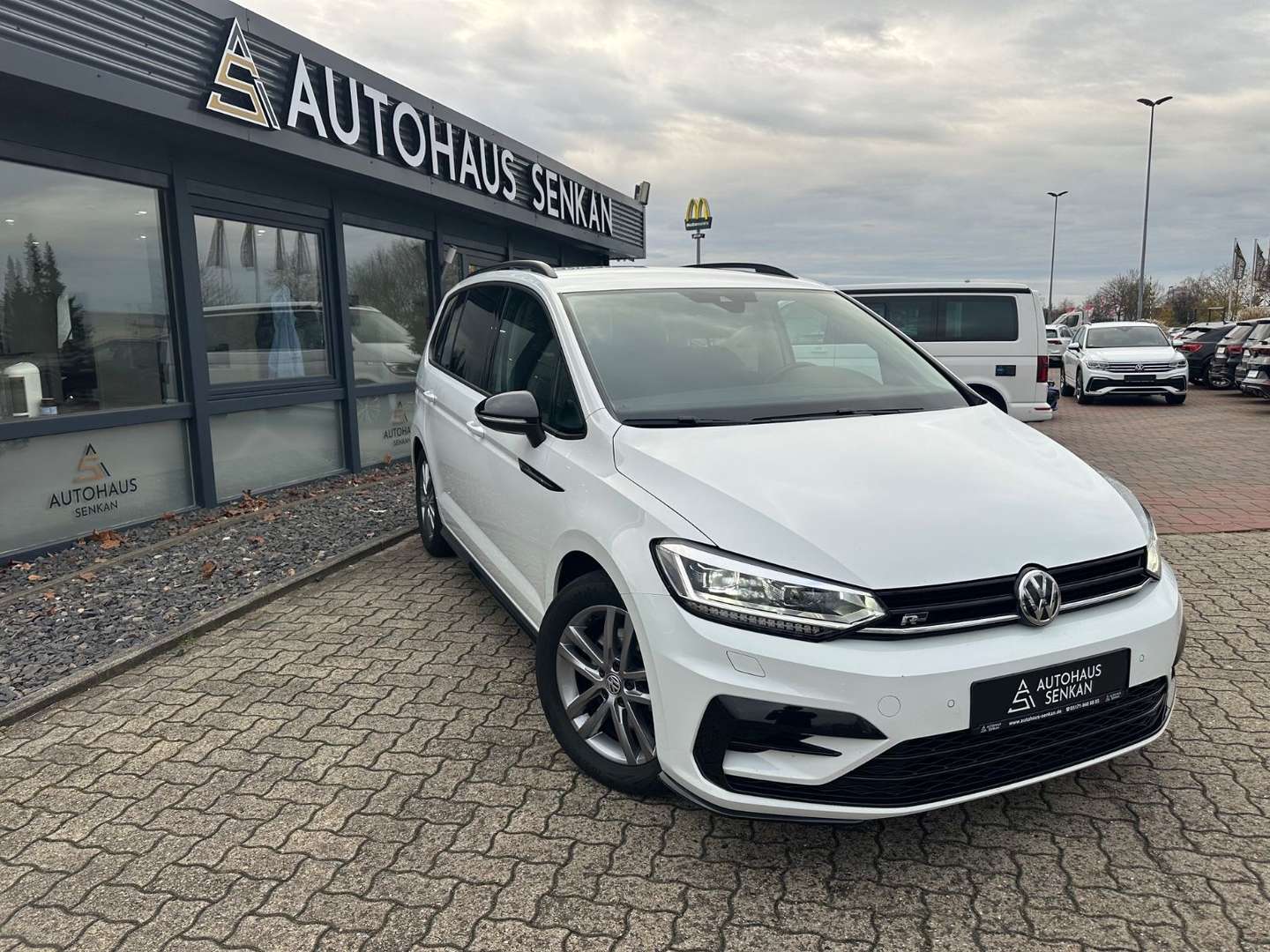 Volkswagen Touran R-Line - 2020 - Joinsteer - #1