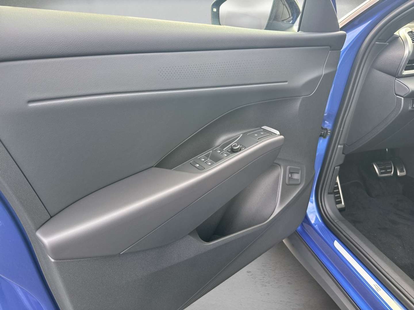 Volkswagen T-Roc ETSI R-Line Black Style - 2025 - Joinsteer - #6