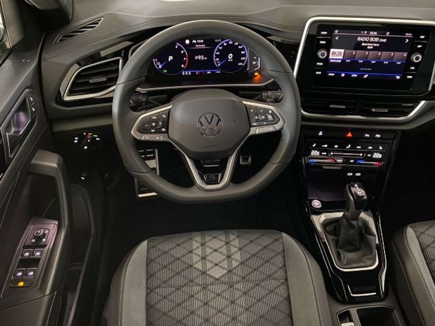 Volkswagen T-Roc R-Line - 2025 - Joinsteer - #6