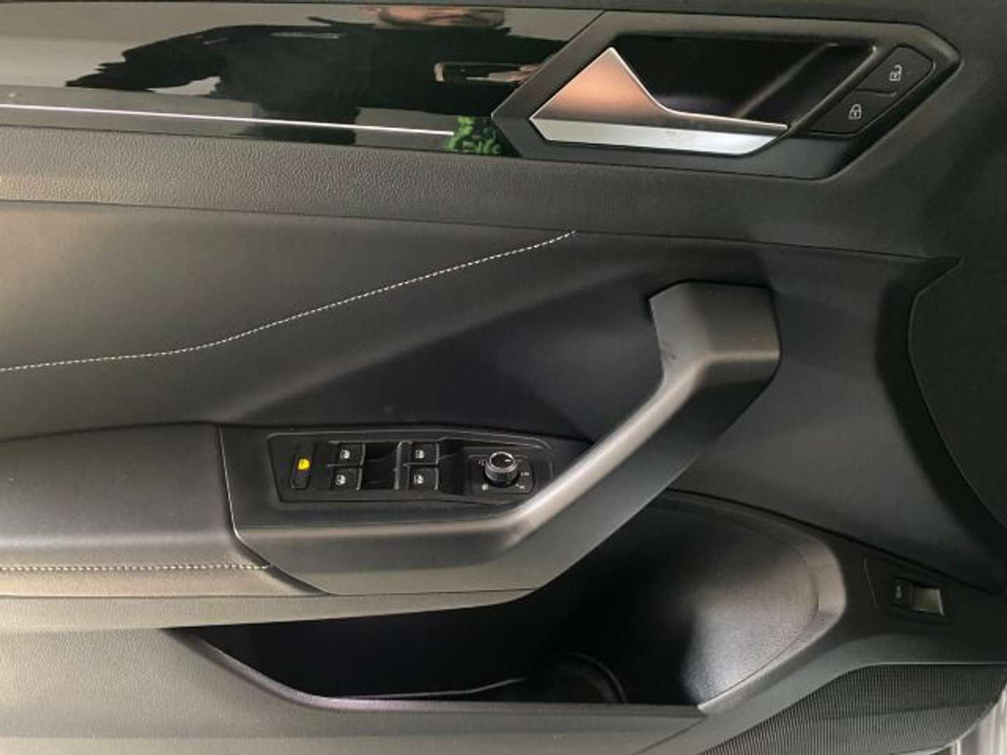 Volkswagen T-Roc R-Line - 2025 - Joinsteer - #11