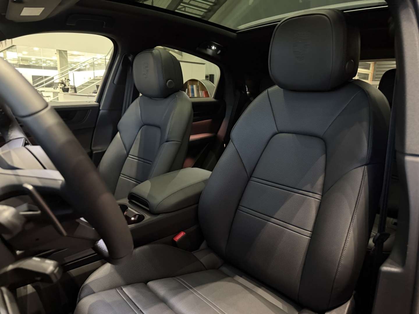 Porsche Cayenne Coupé E-hybrid Black Edition - 2026 - Joinsteer - #6