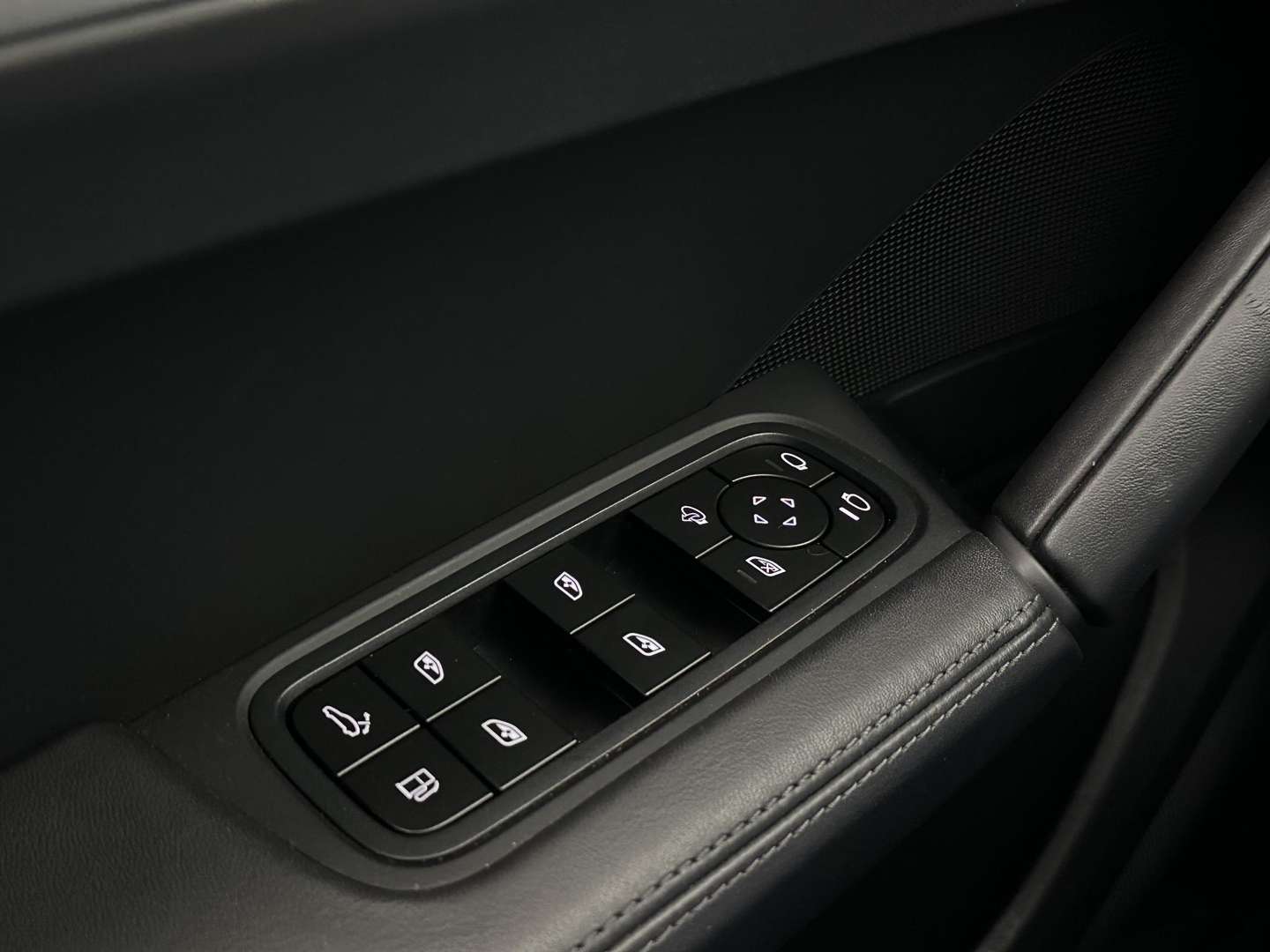 Porsche Cayenne Coupé E-Hybrid - 2024 - Joinsteer - #20