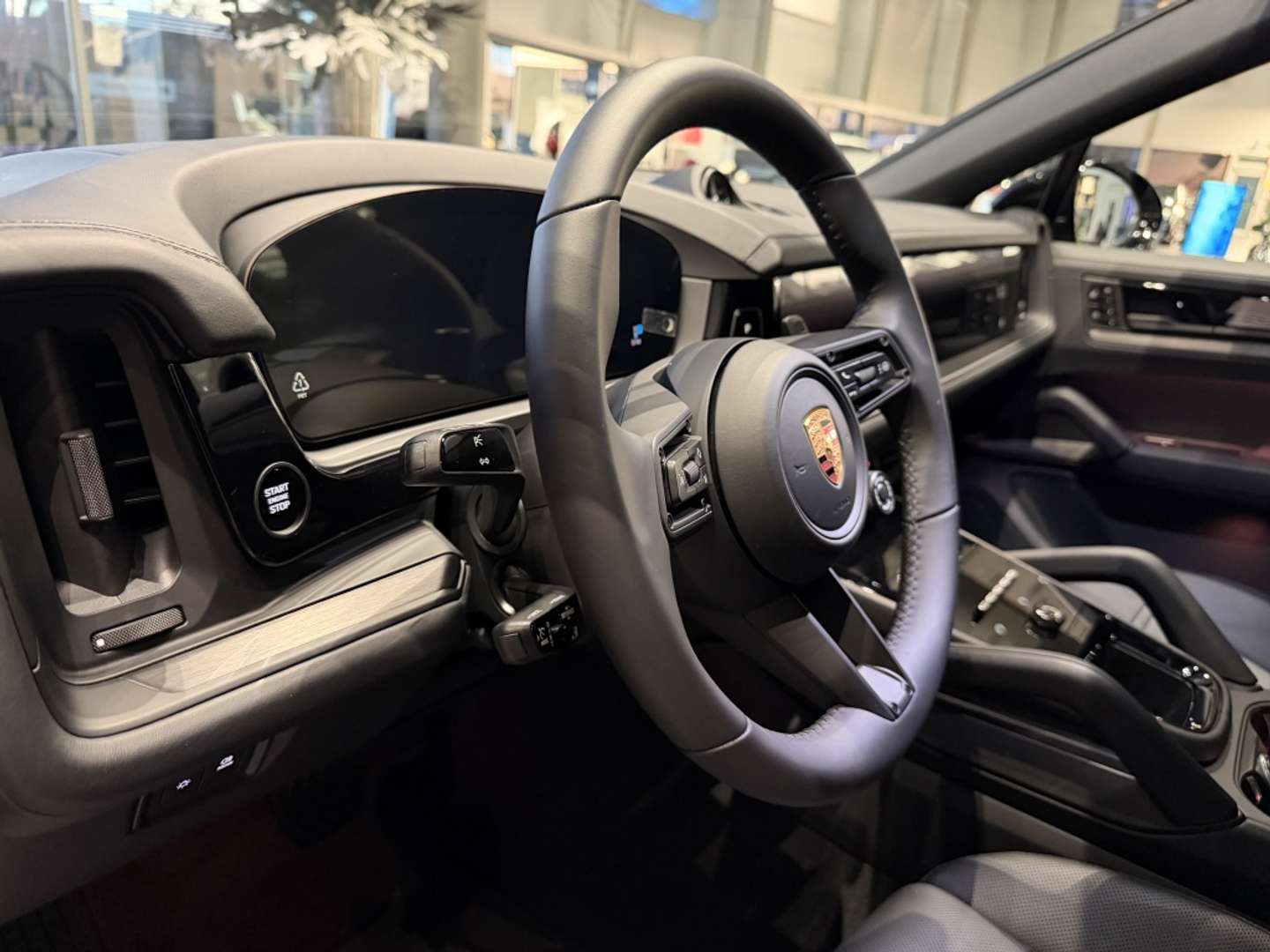 Porsche Cayenne Coupé E-hybrid Black Edition - 2026 - Joinsteer - #25