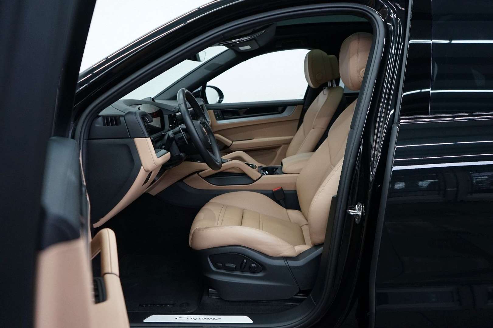 Porsche Cayenne Coupé E-Hybrid - 2024 - Joinsteer - #9