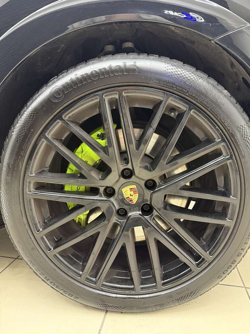 Porsche Cayenne Coupé E-Hybrid - 2024 - Joinsteer - #4