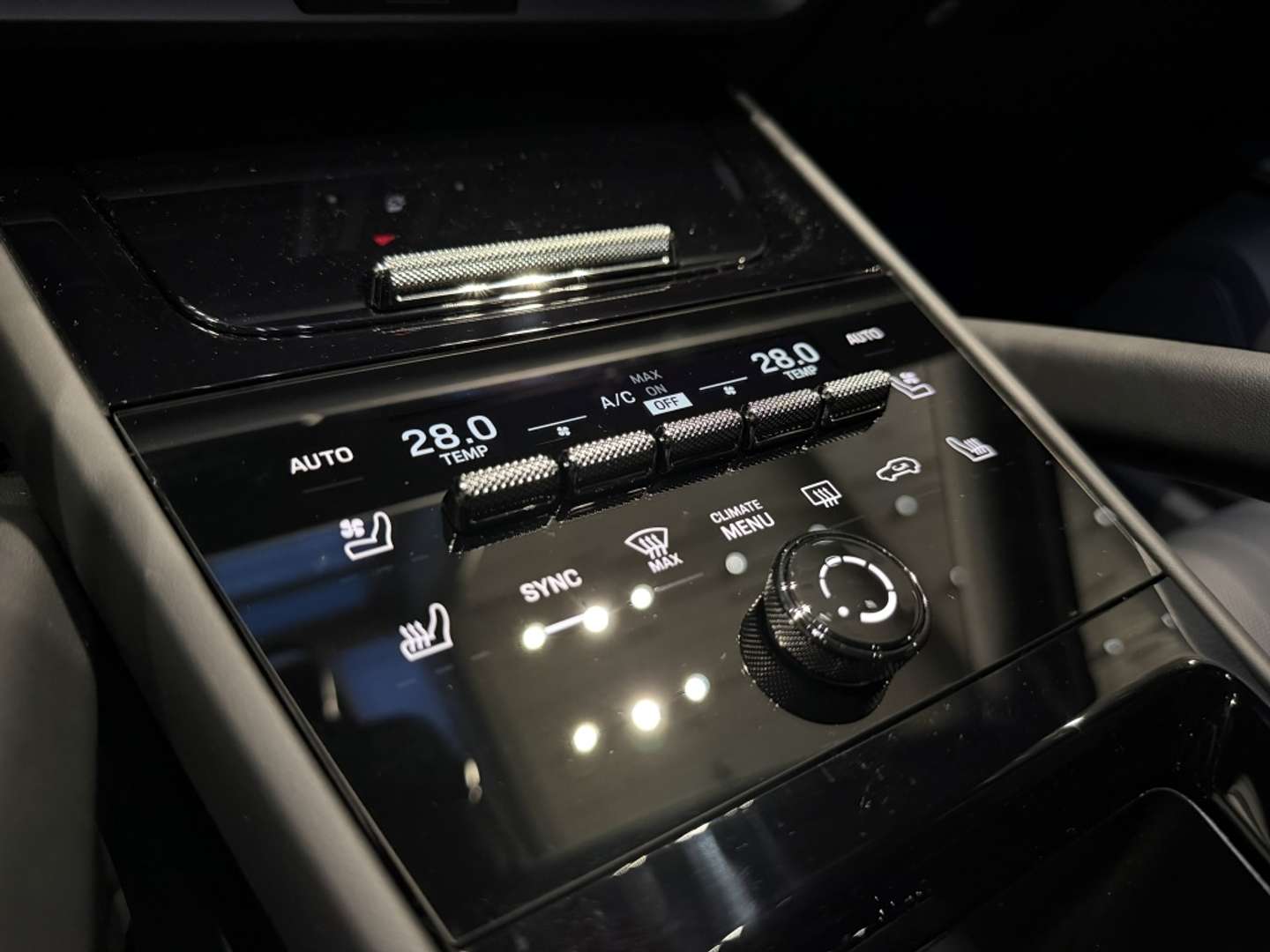 Porsche Cayenne Coupé E-hybrid Black Edition - 2026 - Joinsteer - #35