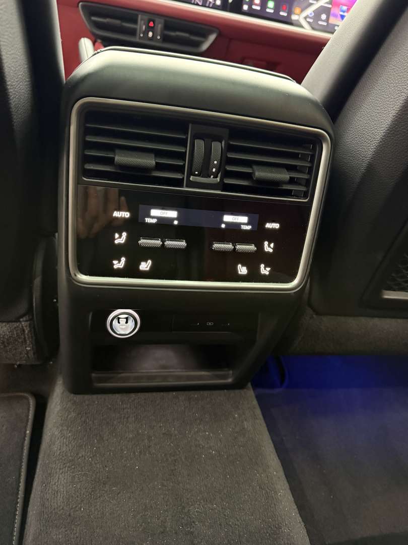 Porsche Cayenne Coupé E-Hybrid - 2024 - Joinsteer - #17