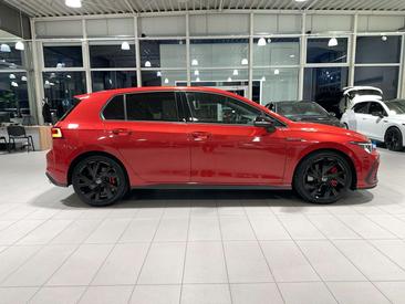 Volkswagen Golf GTI — photo 5