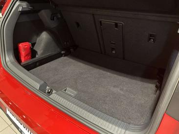 Volkswagen Golf GTI — photo 13