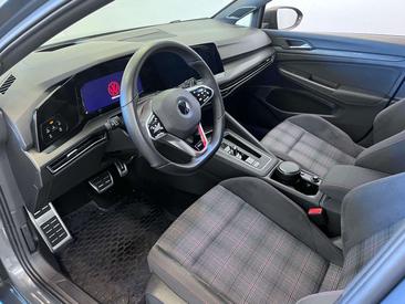 Volkswagen Golf GTI — photo 8