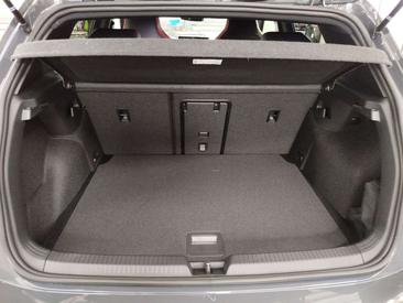 Volkswagen Golf GTI — photo 4